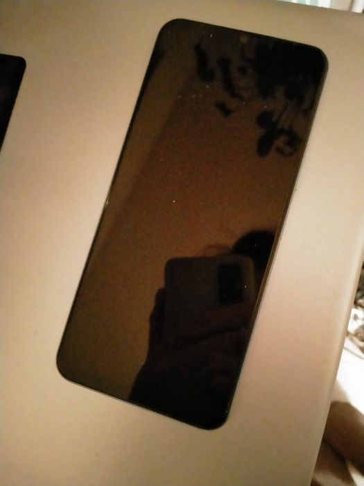 Telefon smartfon VIVO y33s