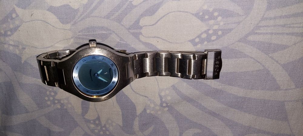 СРОЧНО. Продам мужские часы FOSSIL BIG TIC JR-7999