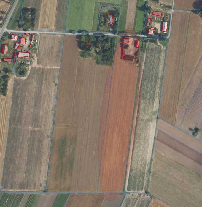 Gospodarstwo rolne o pow. 2.3 ha z domem i budynkami gospodarczymi - More