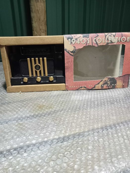 Rádios antigos. Réplicas mini rádios anos 40