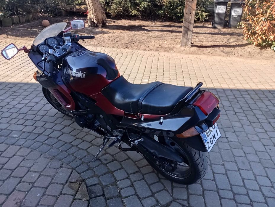 motocykl kawasaki zzr400