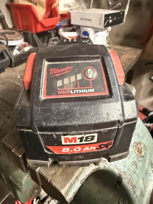 Bateria milwaukee 18 V 8.0ah mam 2 szt