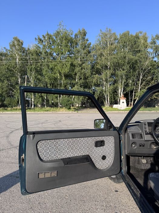 продам Заз таврия нова, в родной краске, идиальное состояние