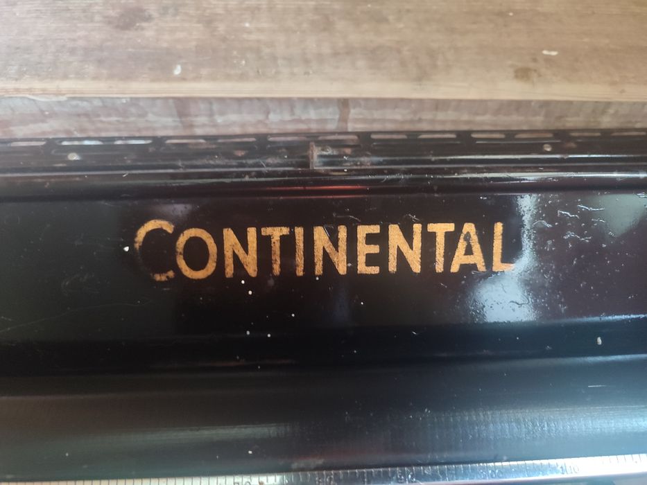 ретро друкарська  машинка