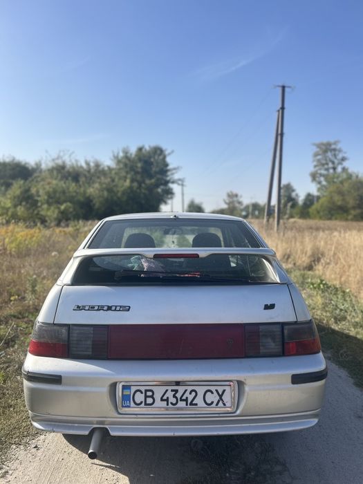 Автомобіль ВАЗ 2112