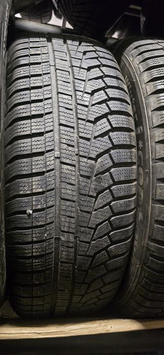 Opony zimowe 215/60/17 Hankook