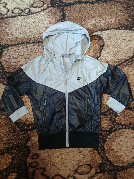 Спортивна кофта жіноча