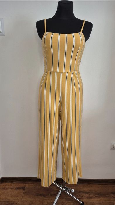 Kombinezon w pasy Bershka M 38