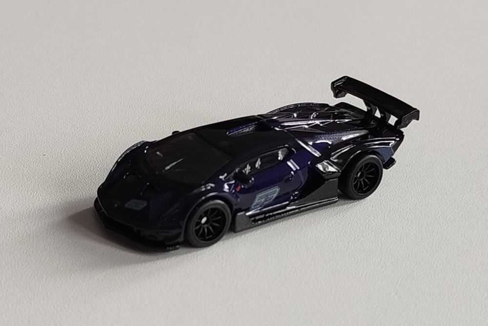 Hot Wheels Lamborghini Essenza SCV12 Premium