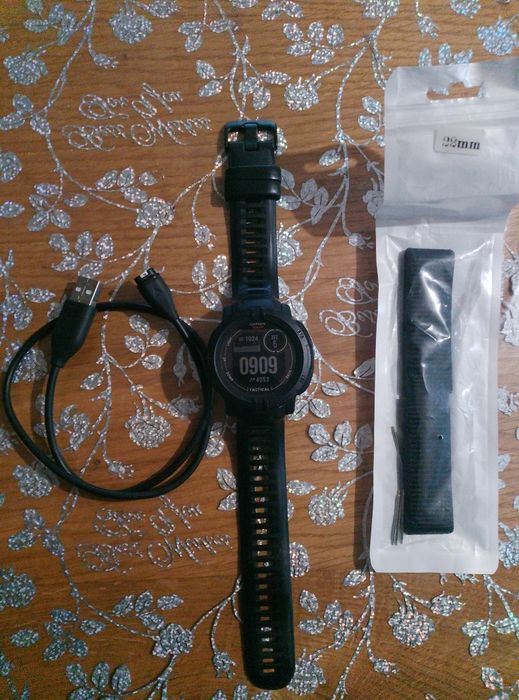 Garmin instinct 2 tactical solar