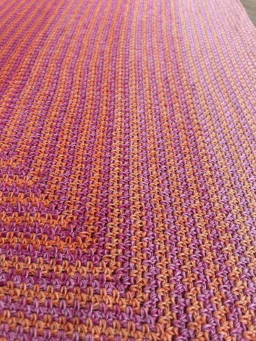 Chusta na szydełku pomarańczowy róż