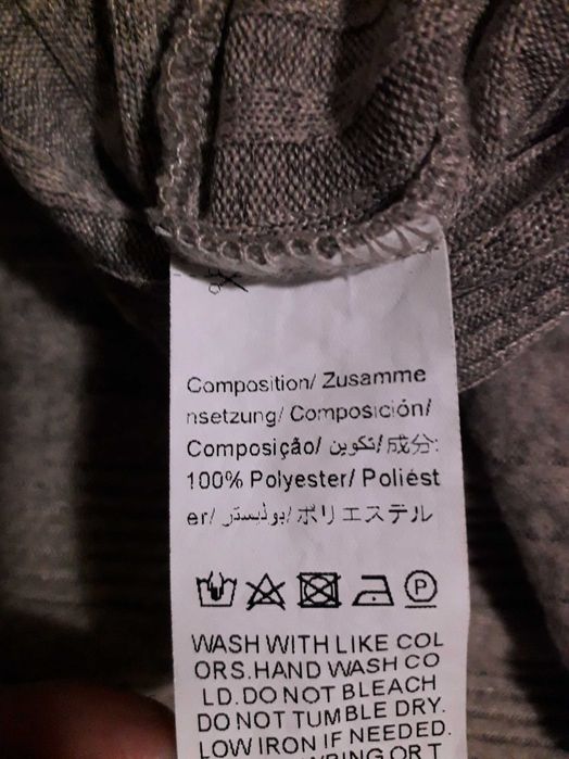 Трикотажна сукня з шифоновими рукавами.
Shein