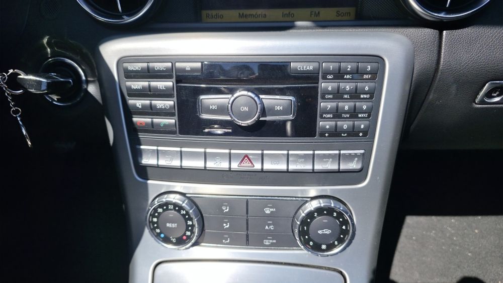 Mercedes Benz SLK 200 AMG