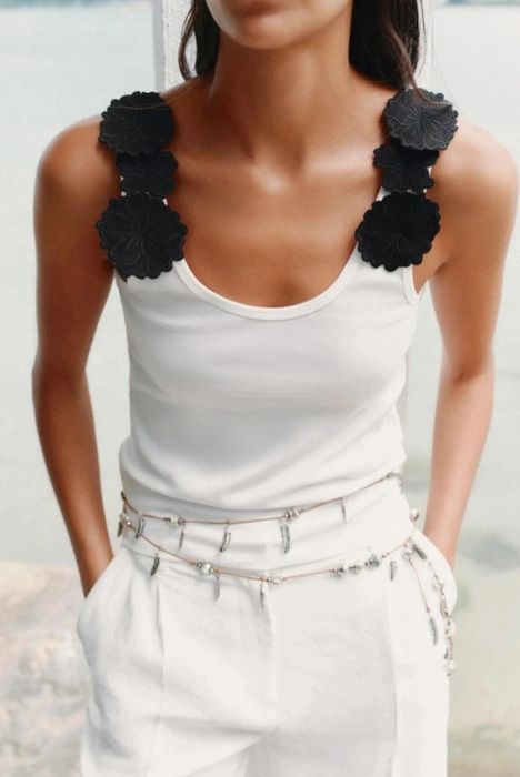 Top ZARA z aplikacją kwiatową S, M, L viralowa koszulka na ramiączkach