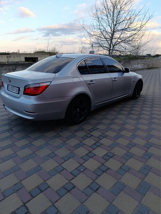 Продам BMW Е60 у відмінному стані.