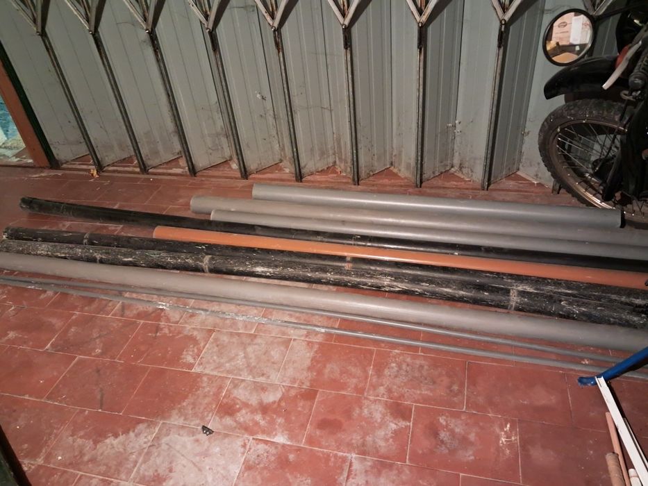 Varios Tubos em PVC