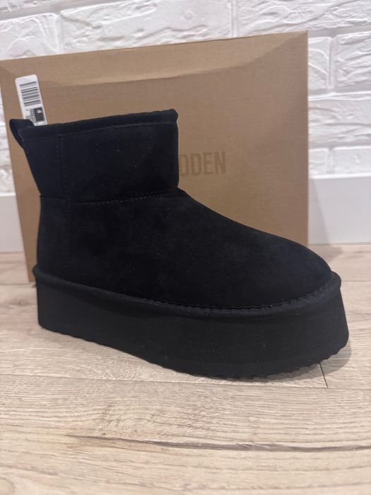 Сапожки УГГ Steve Madden