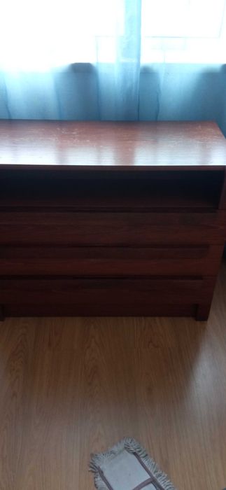 Cómoda em madeira de qualidade quarto