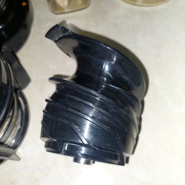 Wyciskarka Hurom HG-FBE11