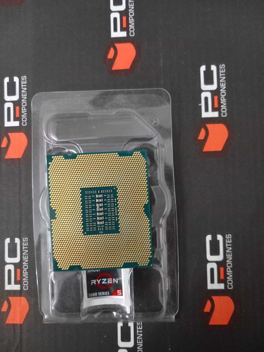 Processador Intel Xeon E5- 2650V2 LGA2011 CPU / PC64752328799363122