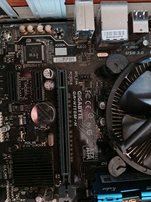 Компьютер i3 7100 /12gb DDR4/120gb SSD Samsung/Windows 10