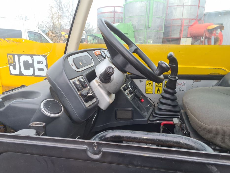 Телескопічні навантажувачі jcb 541.70
