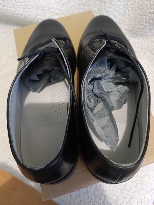 Eleganckie Półbuty Skórzane Męskie - Idealne na Specjalne Okazje!