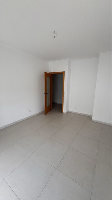 Arrenda- se T2 em Paio Pires, Seixal - Ler descrição