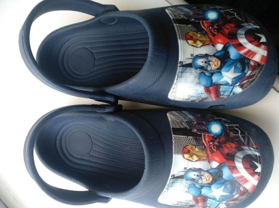 Детские кроксы Marvel  (Капитан Америка, Железный человек)
