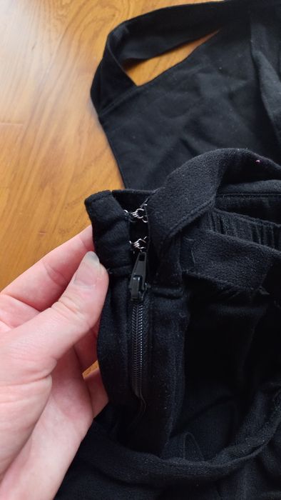 materiałowe ogrodniczki