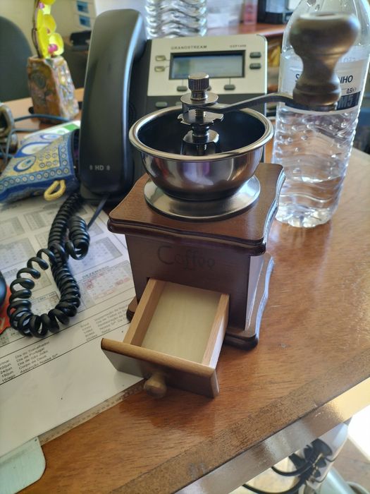 Máquina de moer café, miniatura