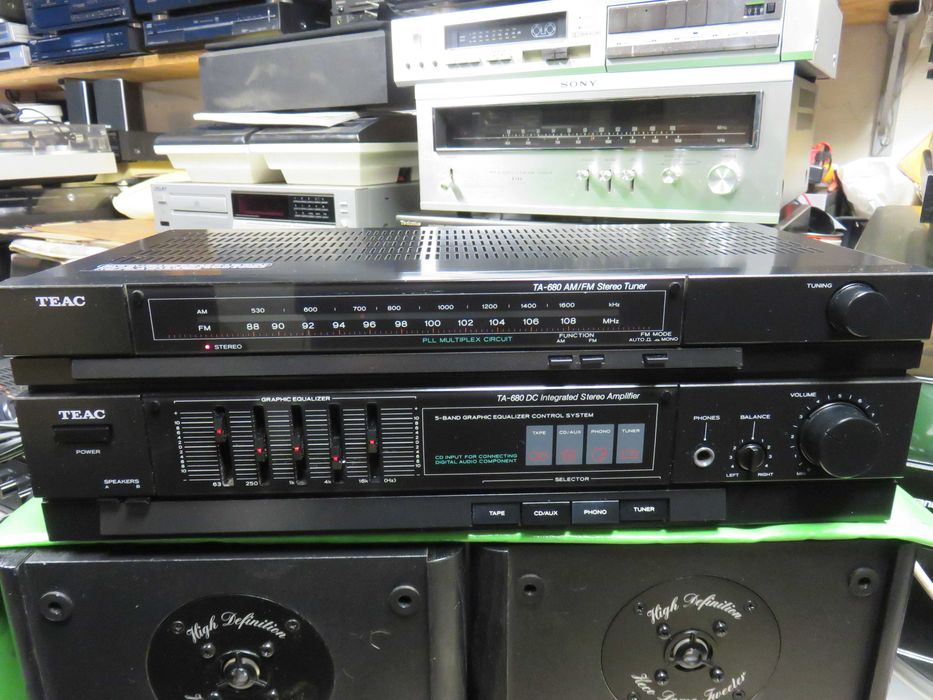 Amplituner Teac TA-680