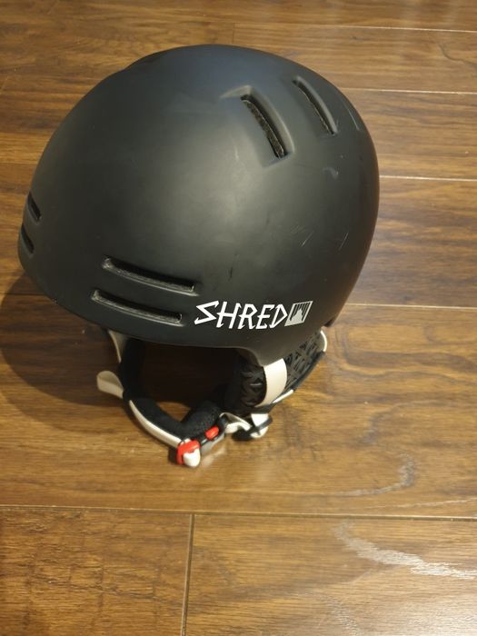 kask narciarski Shred