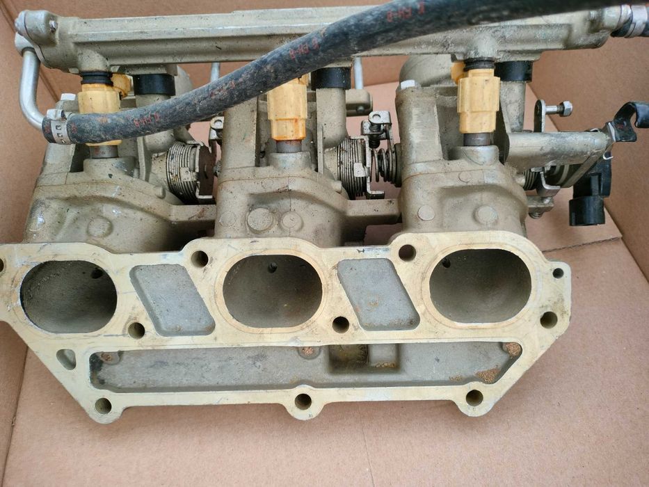 Kolektor dolotowy silnik zaburtowy Yamaha 225KM