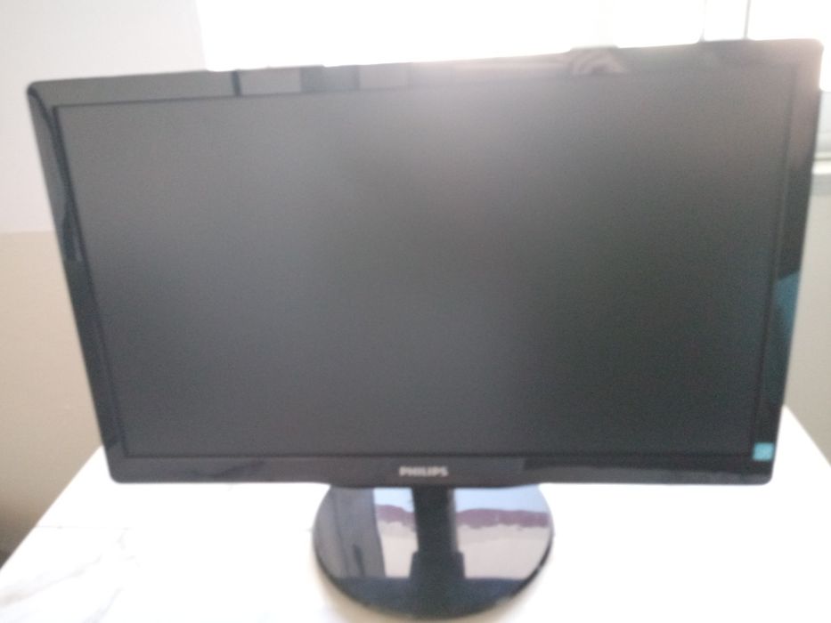 Philips LED Monitor423379070784655361