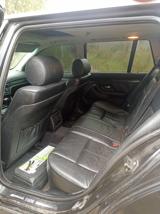 Розбор BMW E39 523I M52 b25 двох ваносний на АКПП по запчастинах