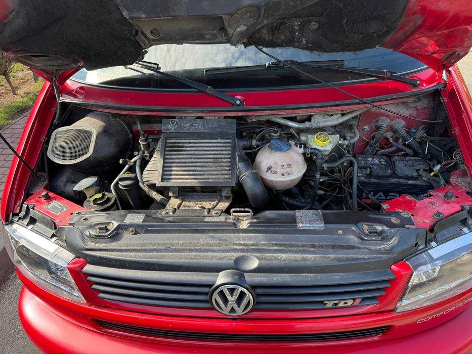 Volkswagen t4 Caravelle 2.5 tdi 75 кВт 1998