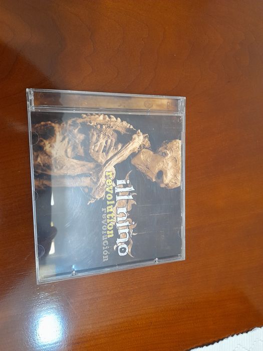 Vendo cds originais em excelente estado