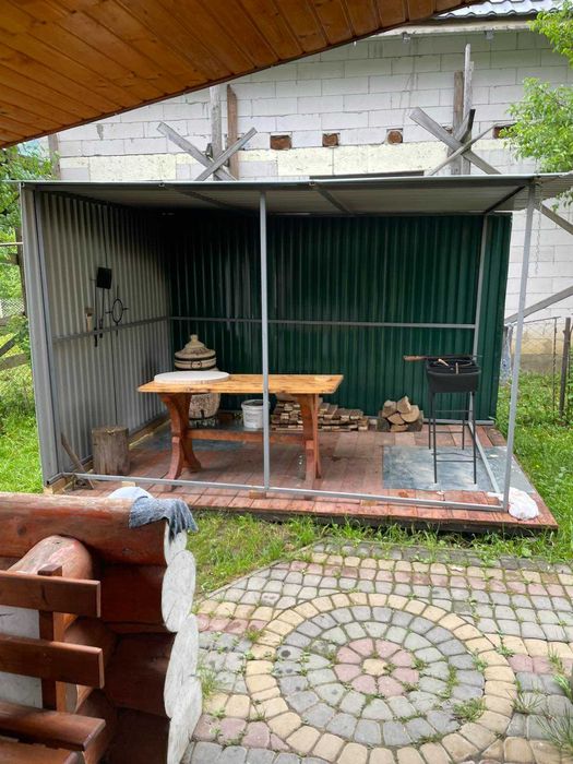 Садиба у серці Закарпаття селі Синевир