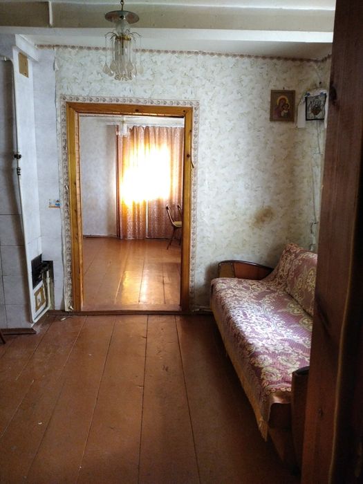 Продам будинок с Червоне