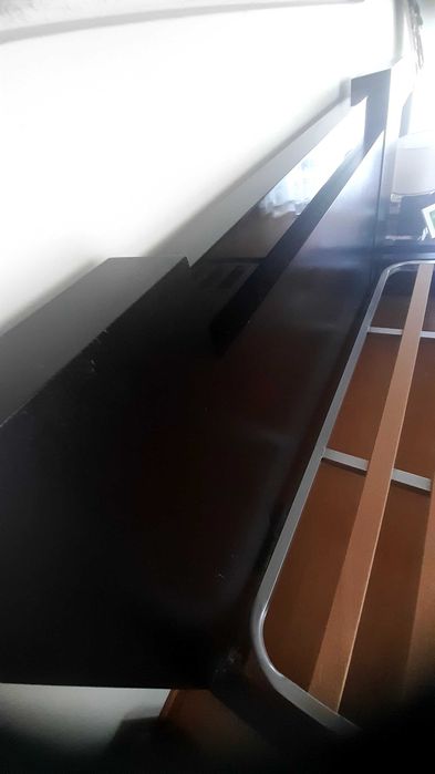 Cama de casal em madeira wenguê + estrado