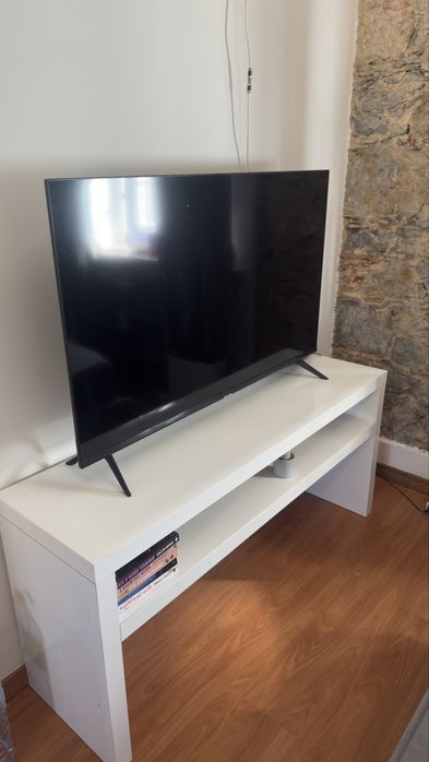 Vendo televisão samsung + movel