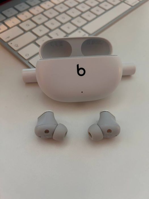 Beats by Dr. Dre Studio Buds ANC