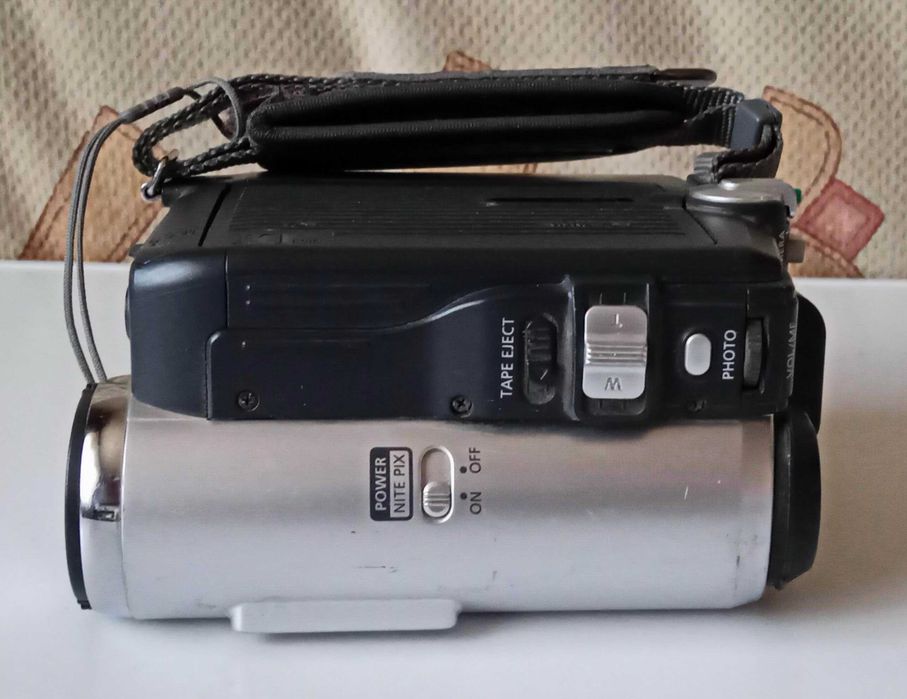 Видеокамера цифровая Mini-DV Samsung Digital-cam VP-D351