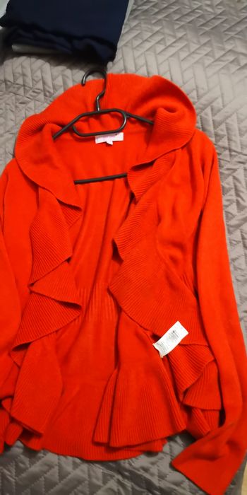Sweter czerwony M
