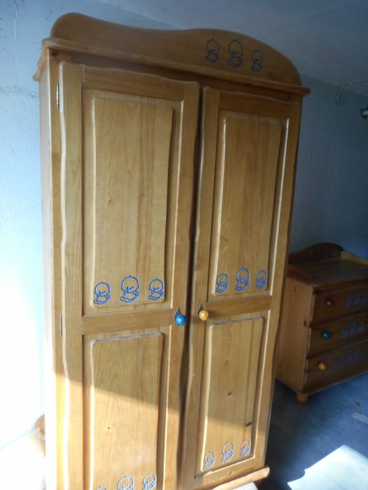 Quarto completo de menina em madeira