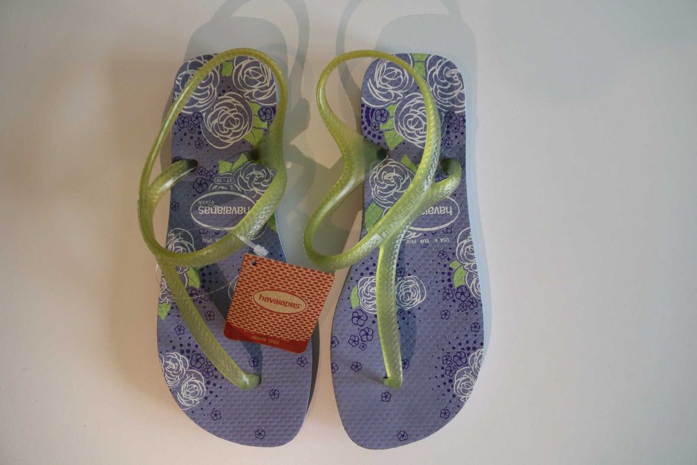 Sandálias Havaianas Novas