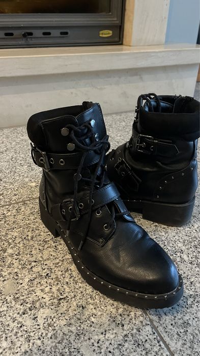 Botas pretas confortaveis !!!