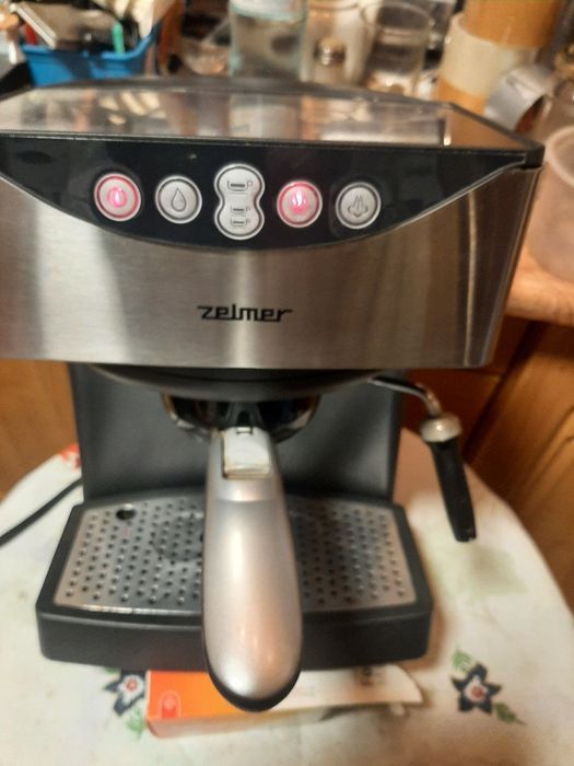 Ekspres do kawy Zelmer typ 13Z010 sprawny