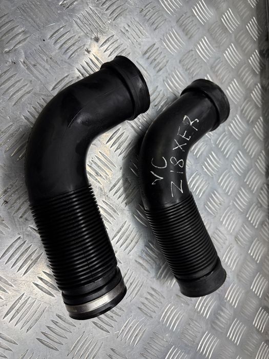 Патрубок воздушного фильтра  Opel Vectra C Z18XER  55354903